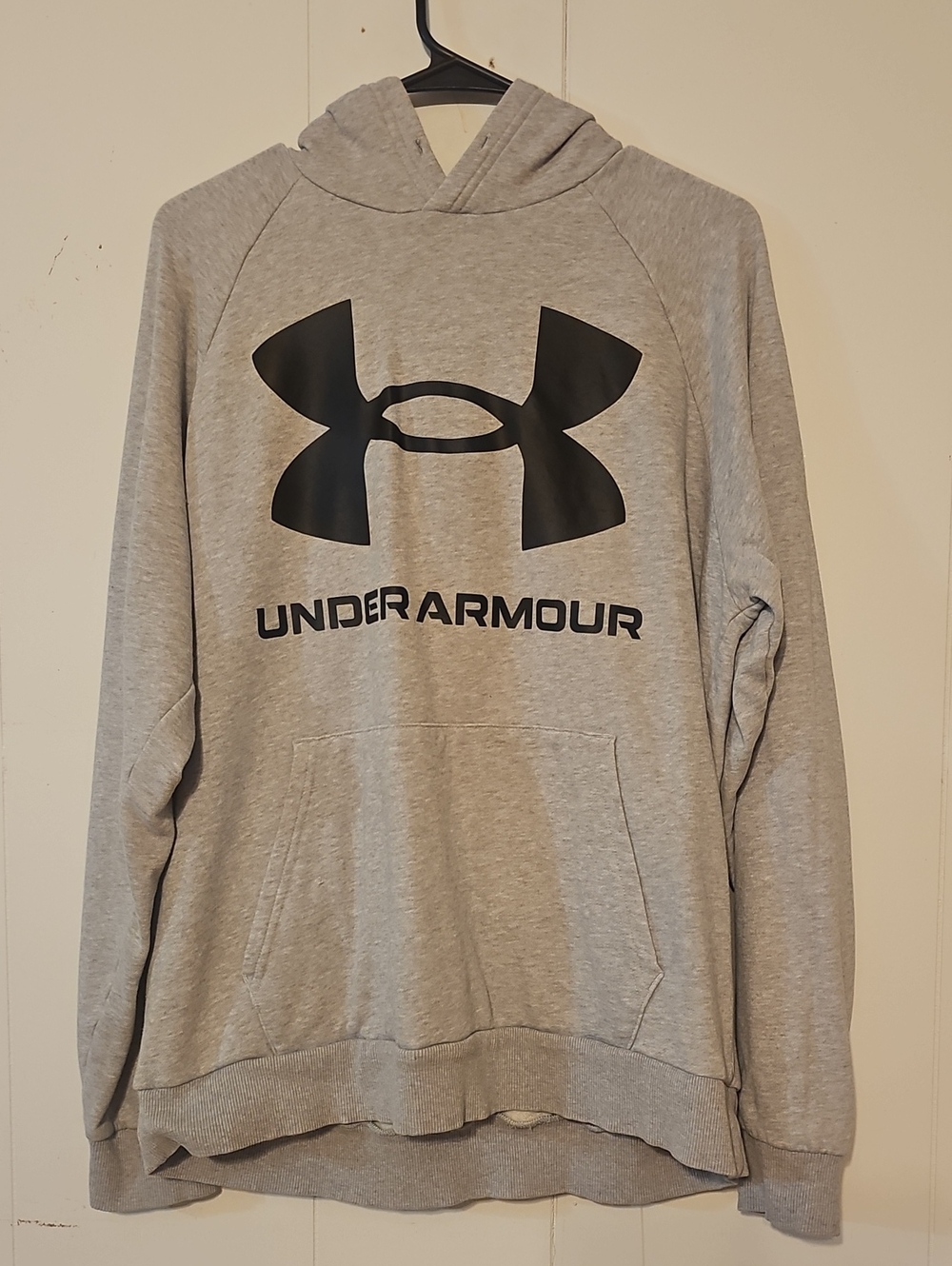 Under Armour Men's Light Gray Hoodie with Black Logo